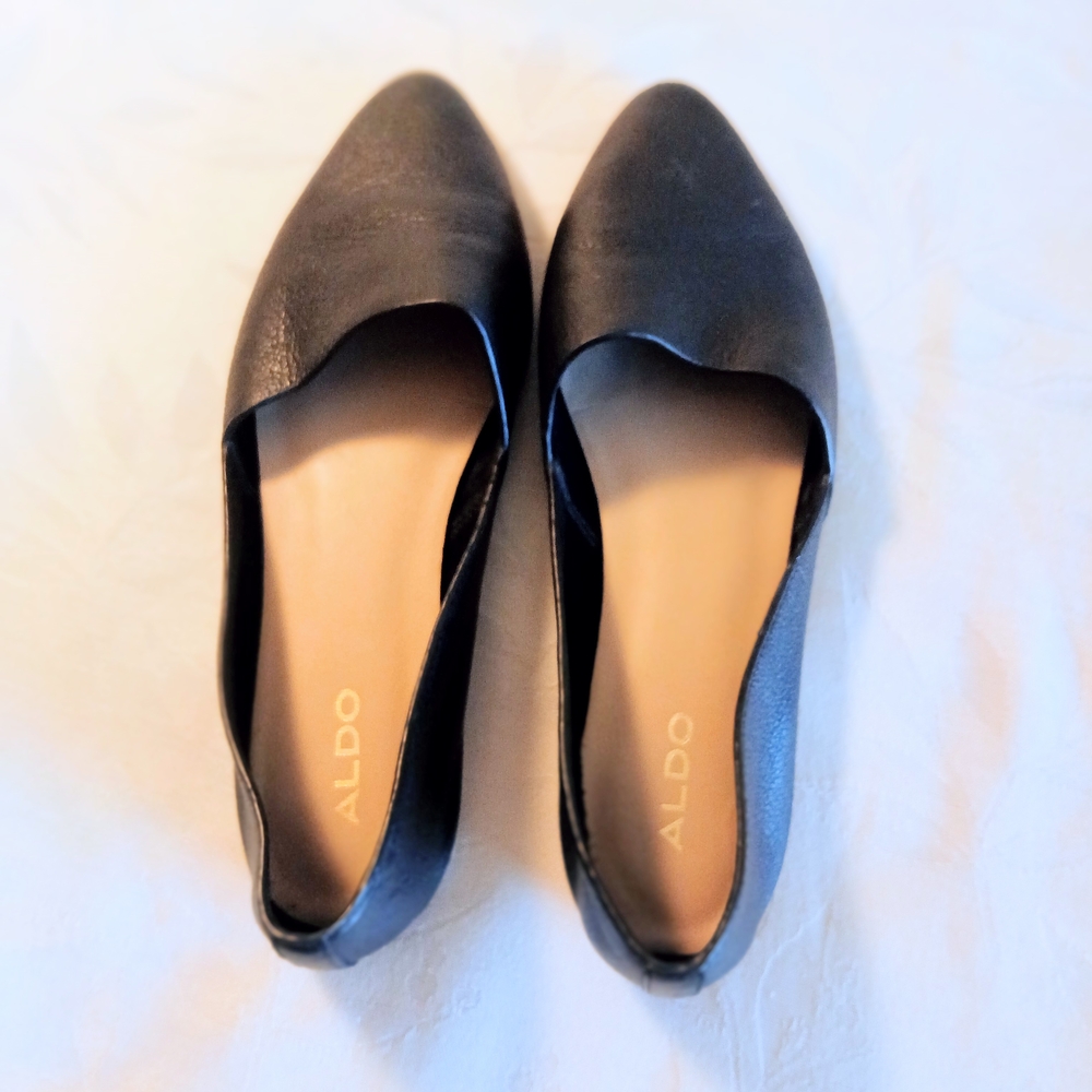 ALDO Women's Black Flats Size 6